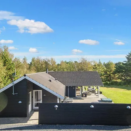 Luxury Family Retreat - By Traum