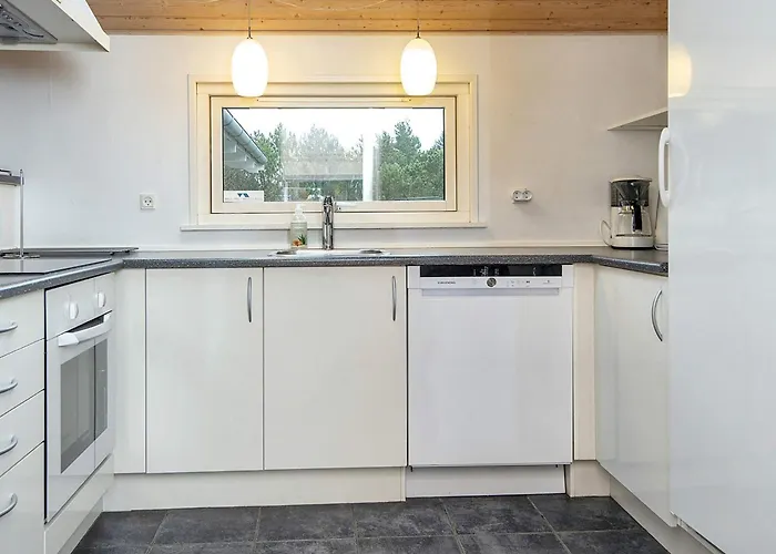 Luxury Family Retreat - By Traum *