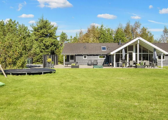 Luxury Family Retreat - By Traum * Bolilmark